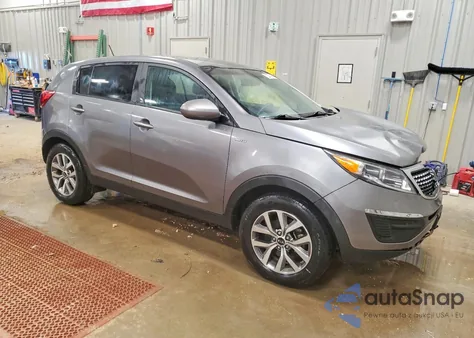 2016 Kia Sportage Lx z USA, uszkodzony, nr VIN KNDPBCAC8G7879445